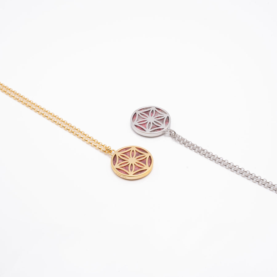 LE MEDAILLON, TROIS Mon Bonheur or plaqué 18carats